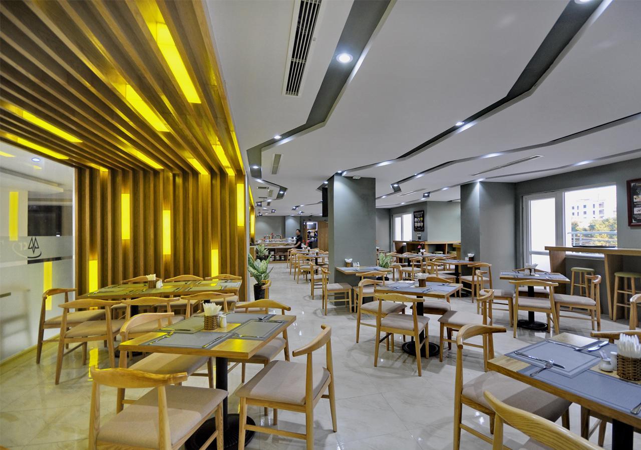 The Mcr Luxury Nha Trang Hotell Exteriör bild