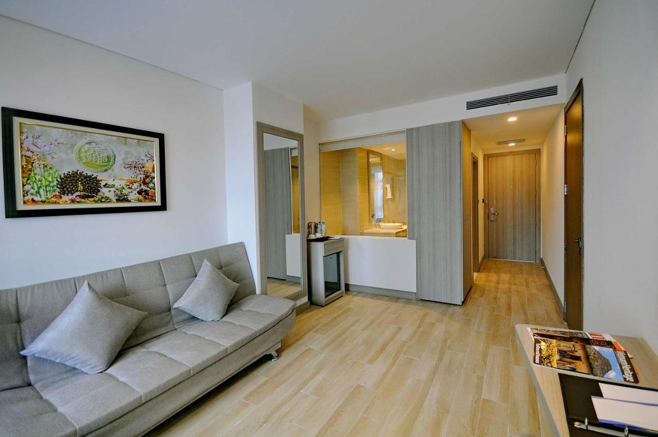 The Mcr Luxury Nha Trang Hotell Exteriör bild