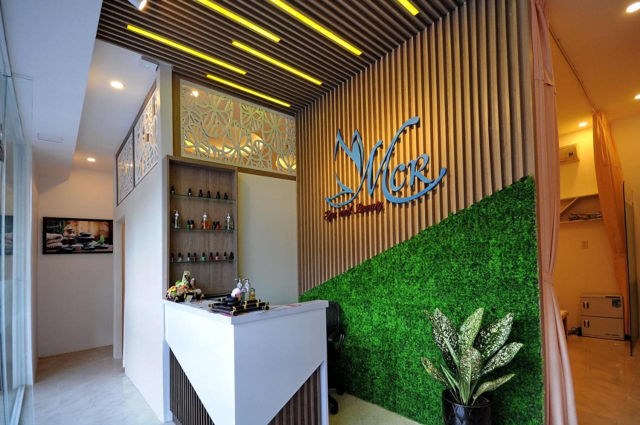 The Mcr Luxury Nha Trang Hotell Exteriör bild